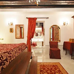 https://zattere-cottage-next-to-guggenheim.hotelinveneto.com